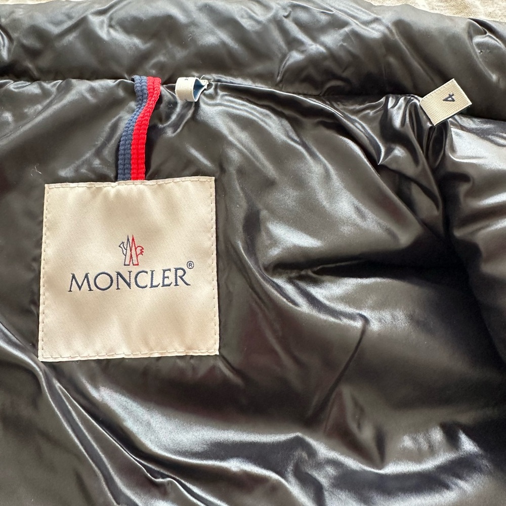 Moncler Grant Shiny Black Down Vest - Picture 7 of 9